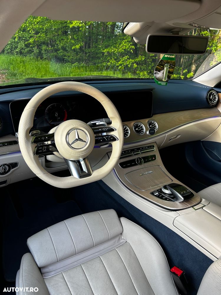 Mercedes-Benz E 400 4MATIC - 14