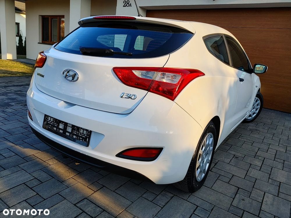 Hyundai i30 1.4 Classic - 27