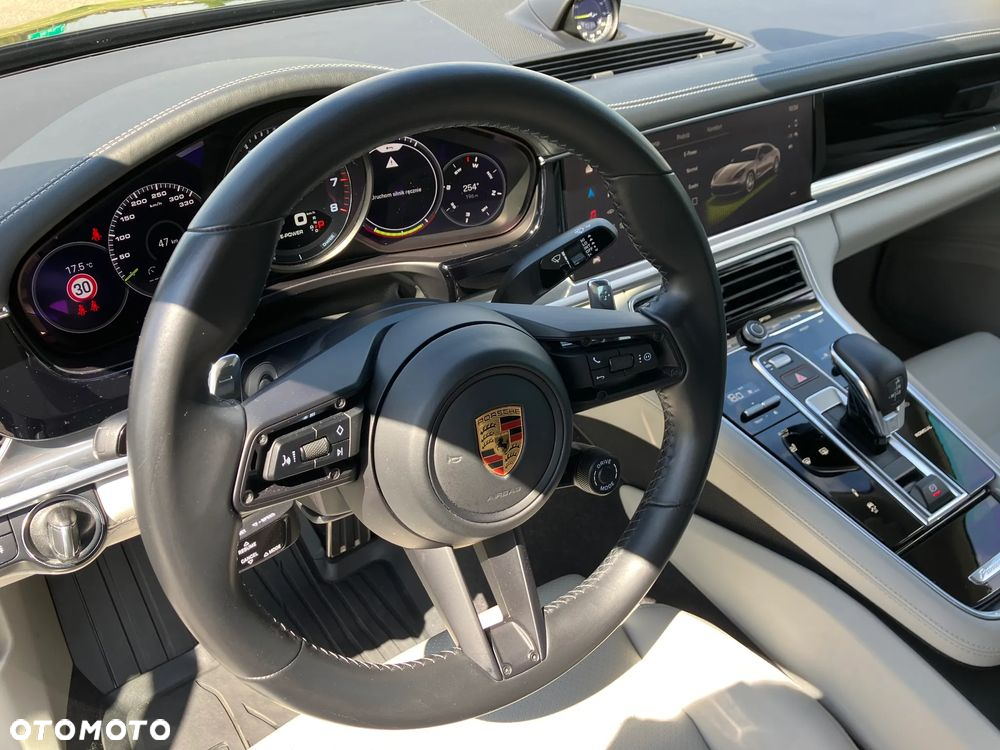 Porsche Panamera - 7