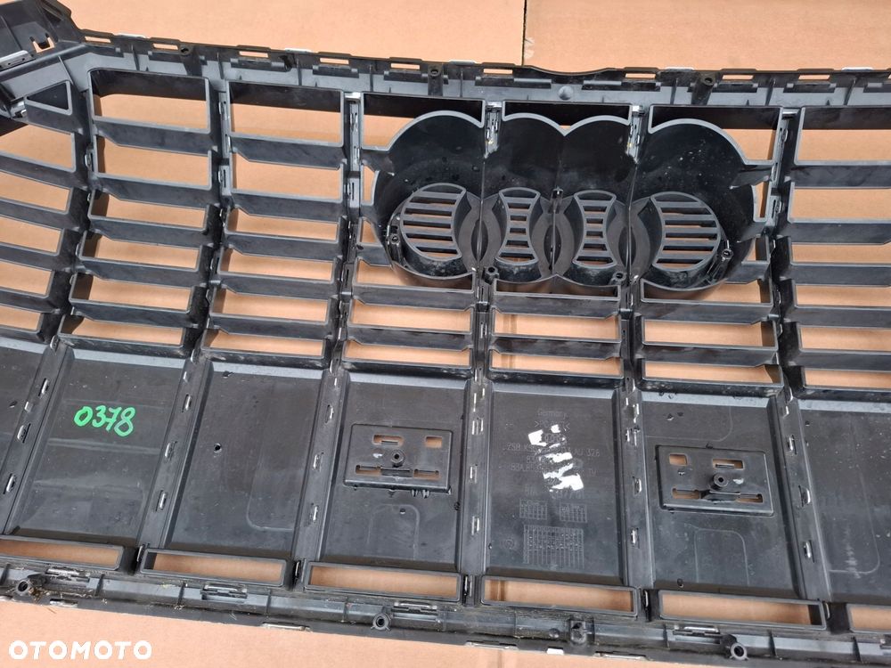 grill atrapa audi q3 ii 83a oryginał ładny stan - 8