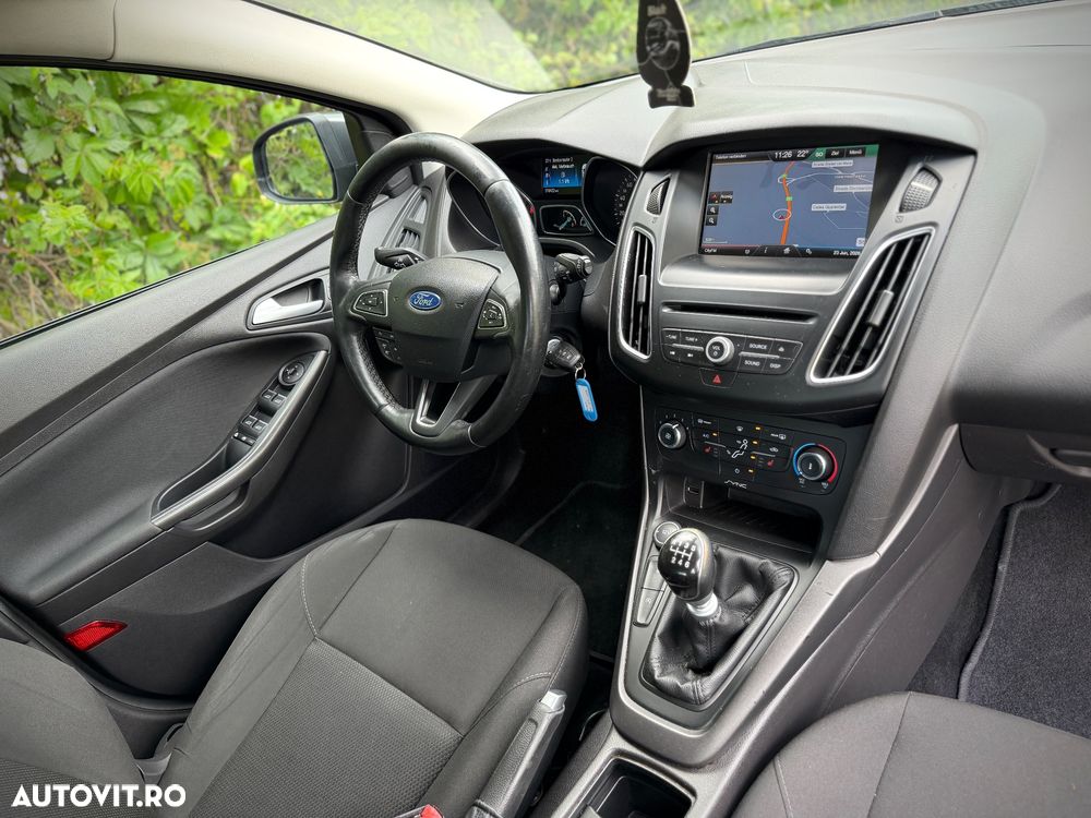 Ford Focus 1.5 TDCi DPF Start-Stopp-System COOL&CONNECT - 9
