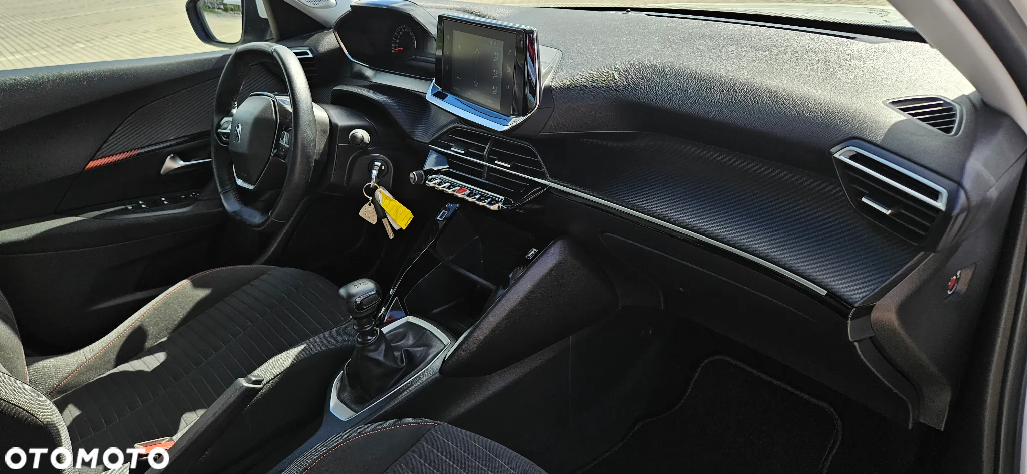 Peugeot 2008 1.2 PureTech Allure Pack S&S - 10