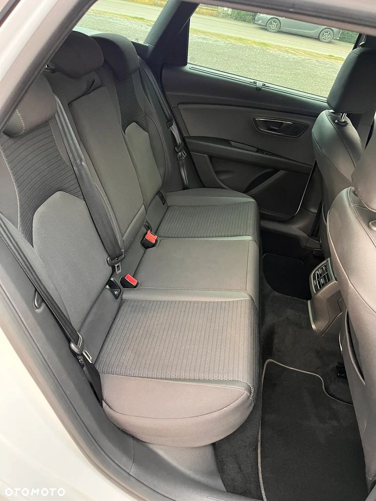 Seat Leon 2.0 TDI Xcellence S&S DSG - 17
