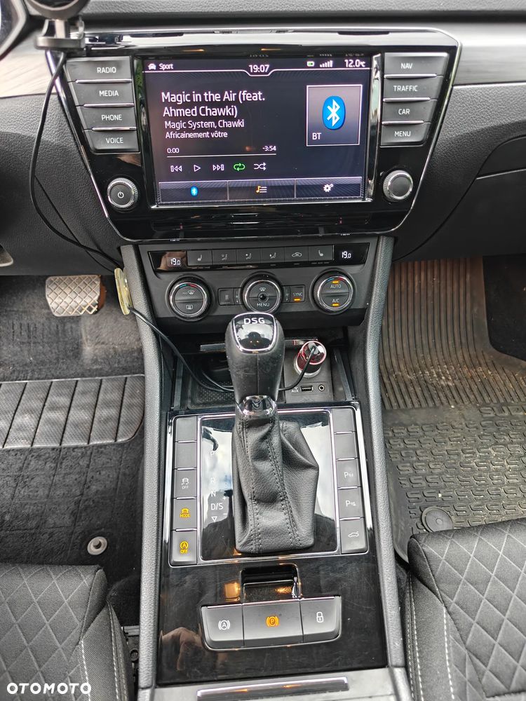 Skoda Superb 2.0 TSI DSG Style - 13