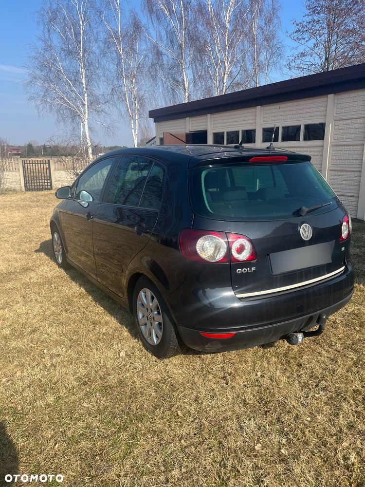 Volkswagen Golf 1.6 Comfortline - 4