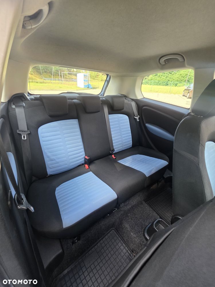 Fiat Punto - 8