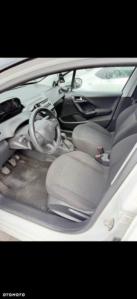 Peugeot 208 1.4 HDi Active - 9