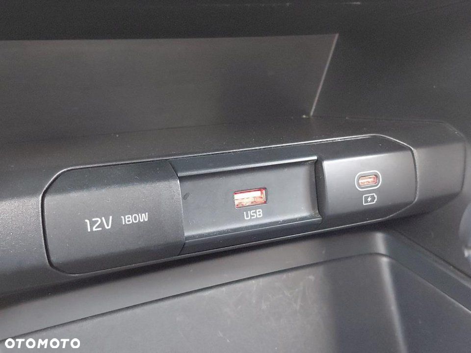 Kia XCeed - 22