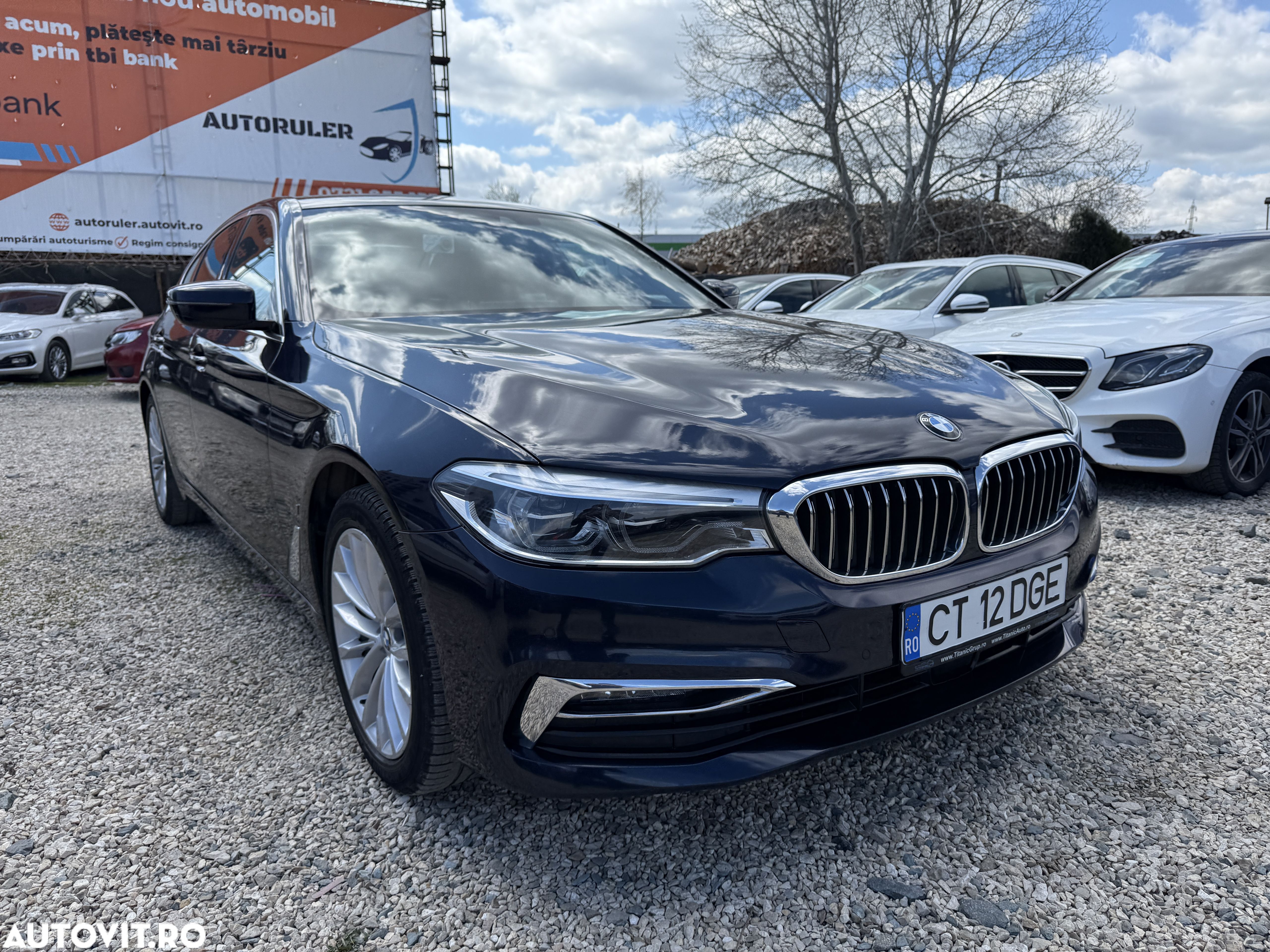BMW Seria 5 530e iPerformance Aut. Luxury Line - 1