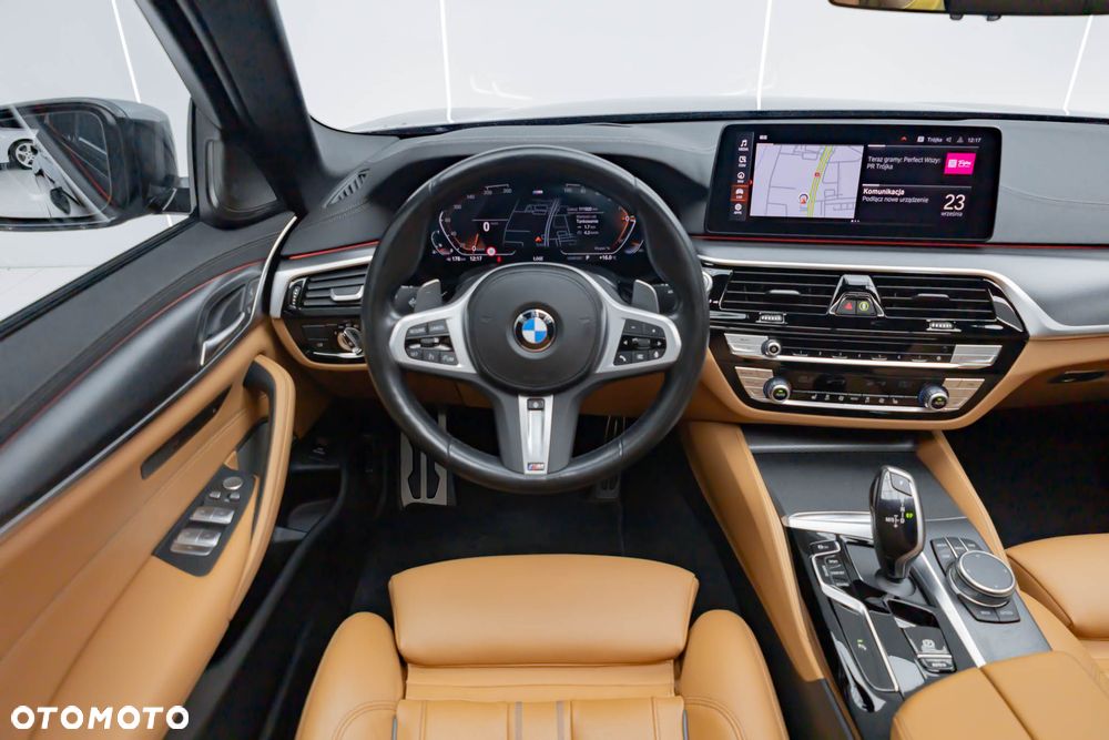 BMW Seria 5 540i xDrive mHEV M Sport sport - 19