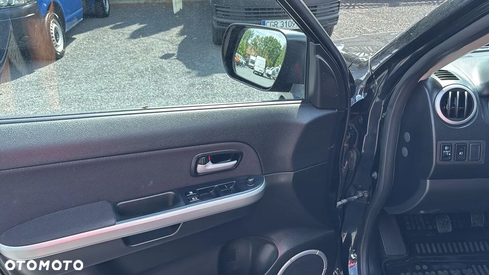 Suzuki Grand Vitara 1.9 DDiS Comfort EU5 - 9