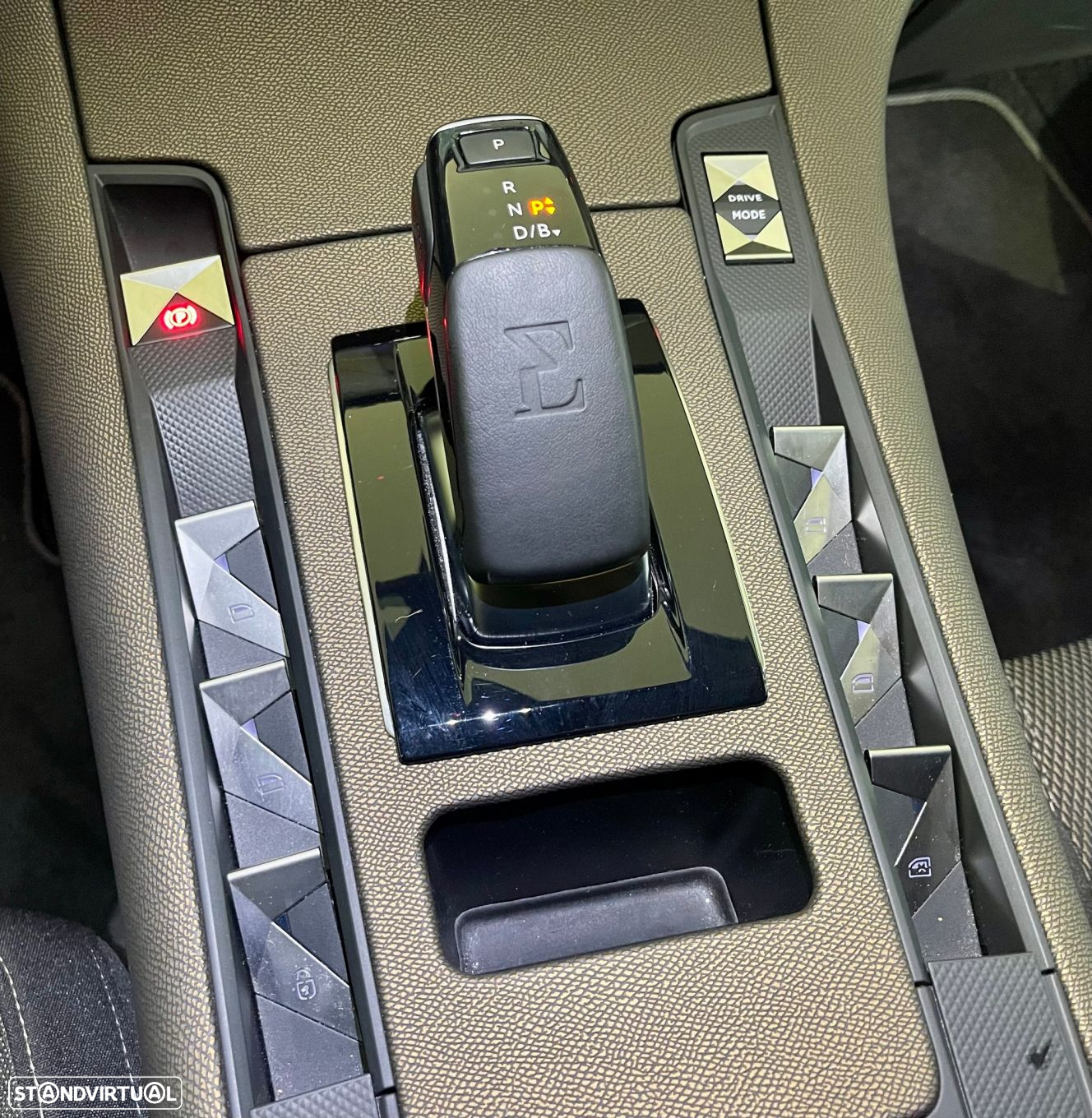 DS DS7 Crossback E-Tense Grand Chic EAT8 - 25