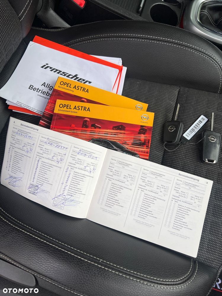 Opel Astra GTC 1.6 Turbo Innovation - 14