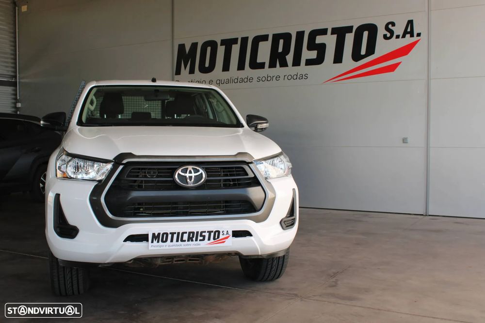 Toyota Hilux 2.4 D-4D 4X4 Cabine dupla - 3