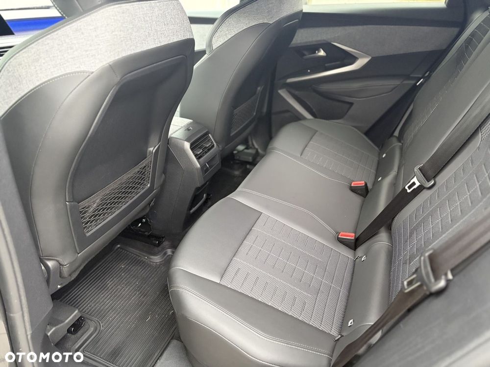 Peugeot 3008 - 13