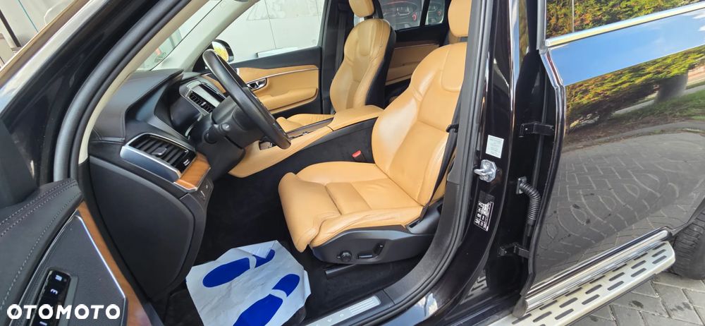 Volvo XC 90 D5 SCR AWD Inscription - 27
