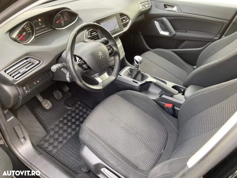 Peugeot 308 - 26