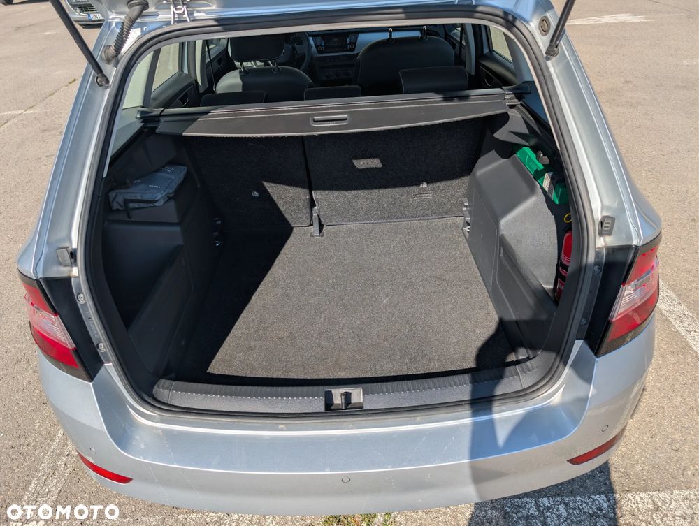 Skoda Fabia 1.0 TSI Ambition - 12