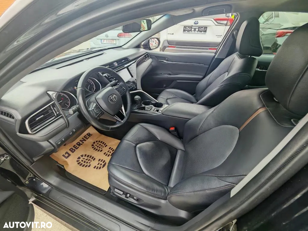 Toyota Camry 2.5 Hybrid Dynamic - 15