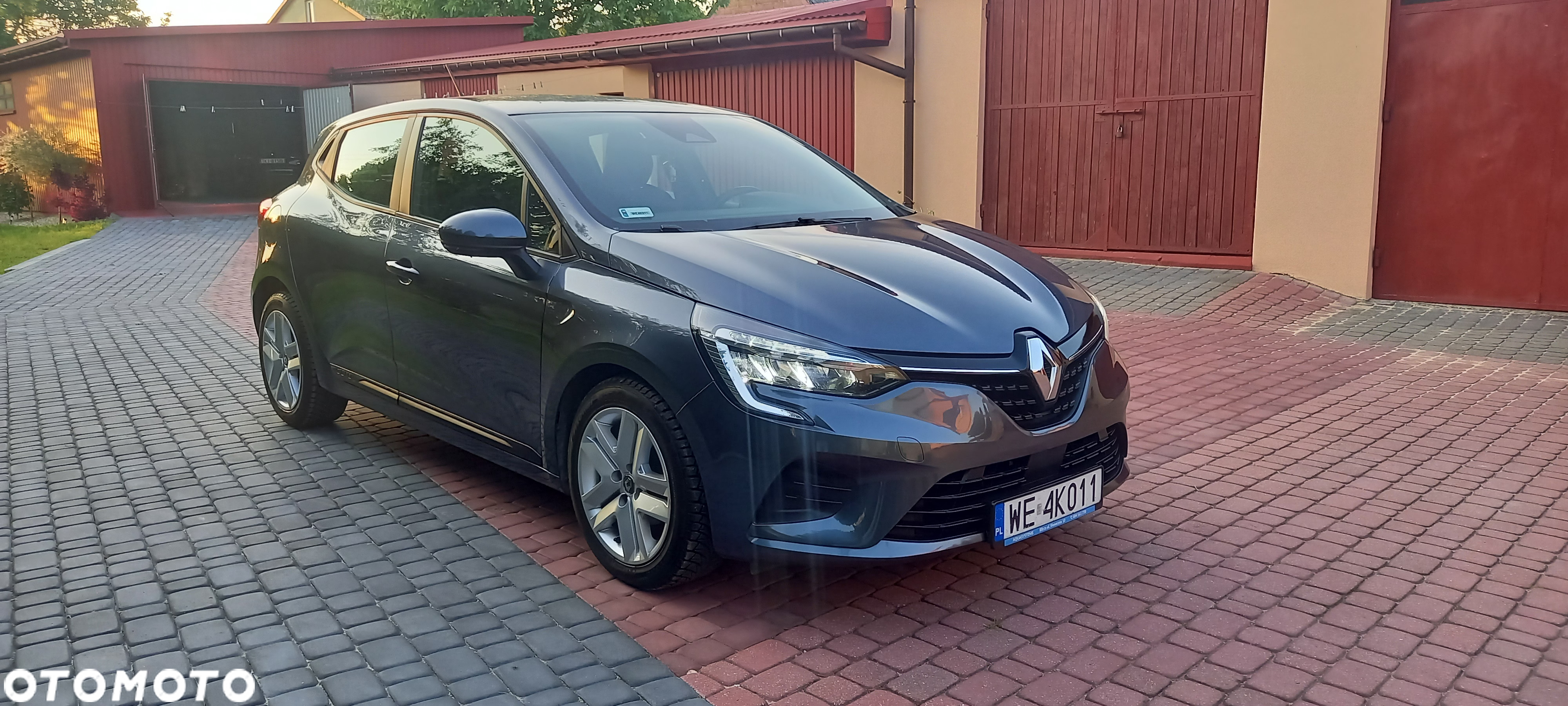 Renault Clio - 9