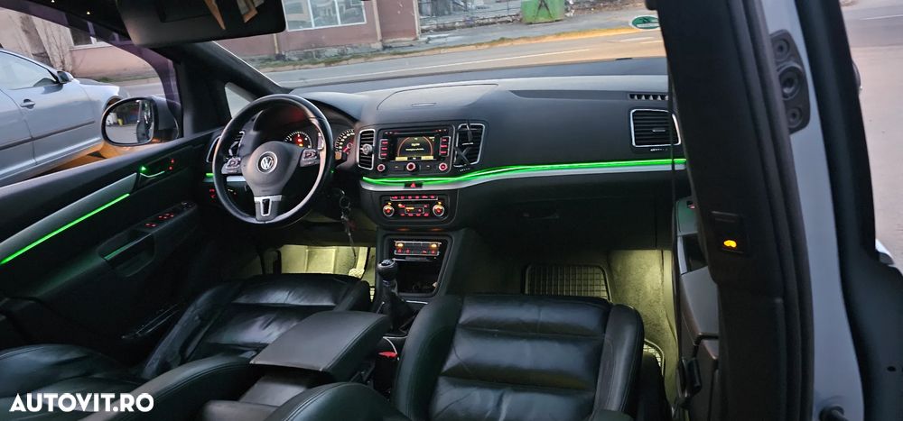 Volkswagen Sharan 2.0 TDI BlueMotion Technology Trendline - 9