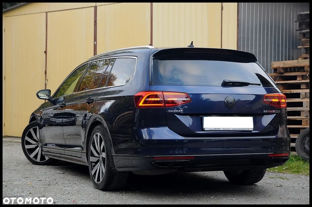 Volkswagen Passat - 21