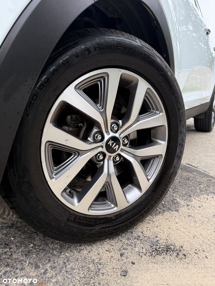 Kia Sportage 2,0 CRDI AWD Vision - 8