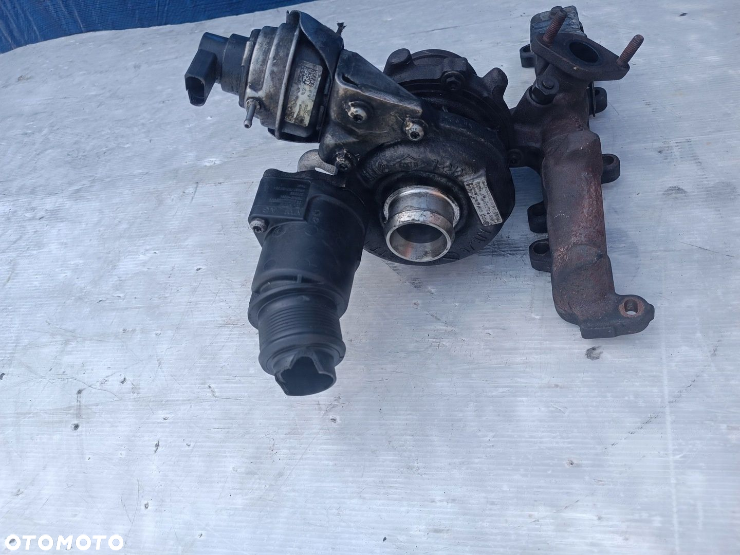 VW TRANSPORTER T5 2.0 TDI CAA TURBOSPRĘŻARKA TURBINA 03L253015M - 2