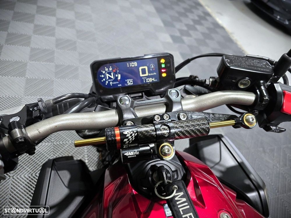 Honda CB 650 RA - 11