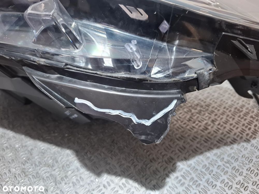 Lampa lewy przód przednia Europa Renault Captur I 12-18 nr 260603859R - 6