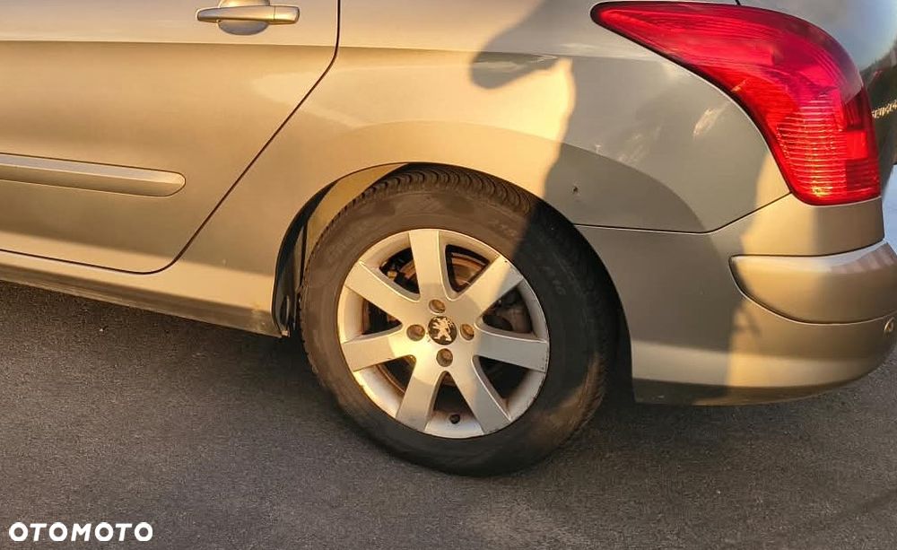 Peugeot 308 2.0 HDi Active - 17