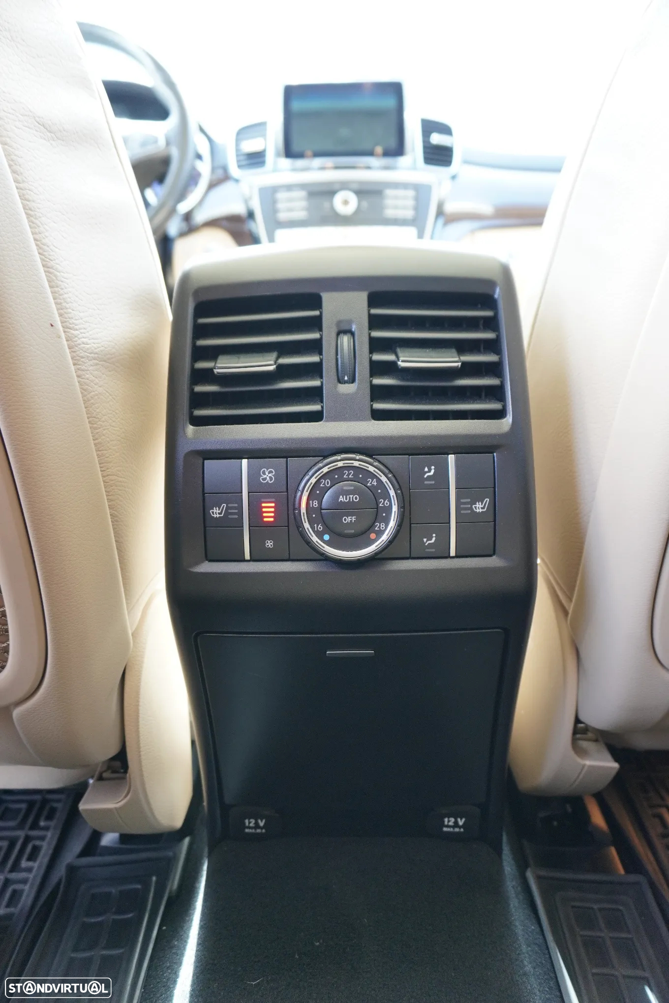 Mercedes-Benz GLE 350 d 4Matic 9G-TRONIC AMG Line - 35