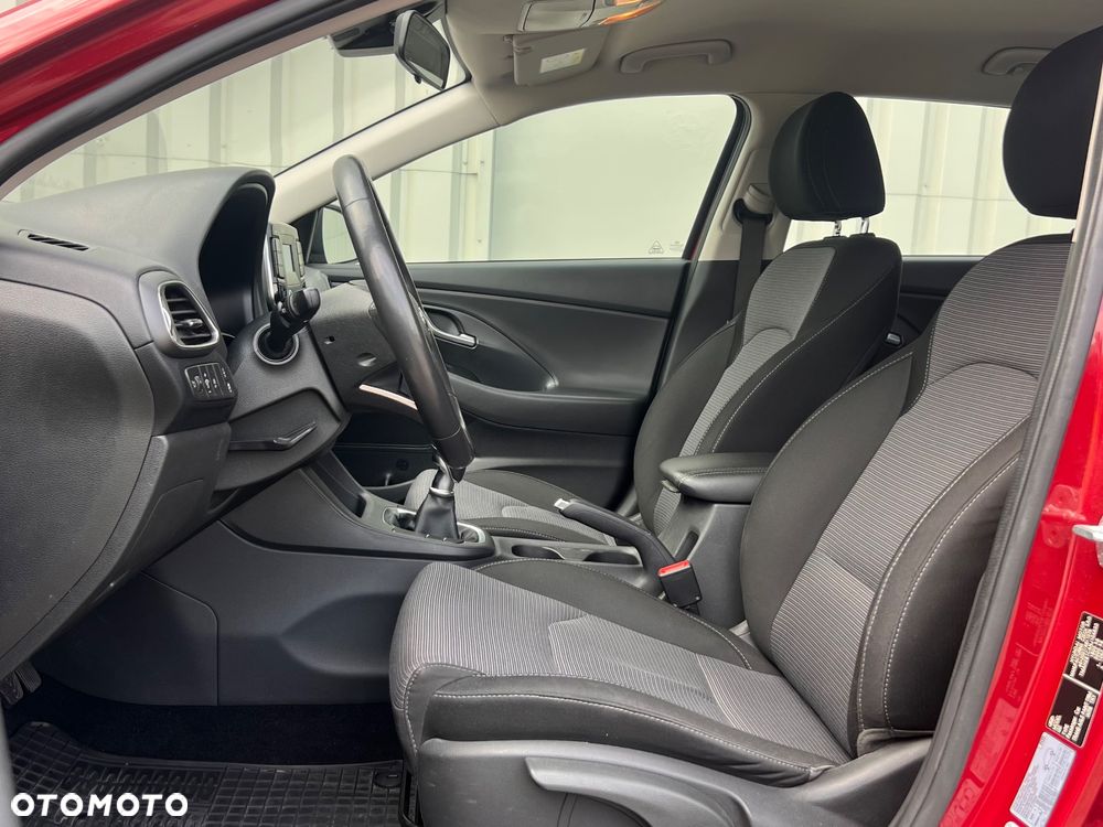 Hyundai i30 1.5 DPI Comfort - 14