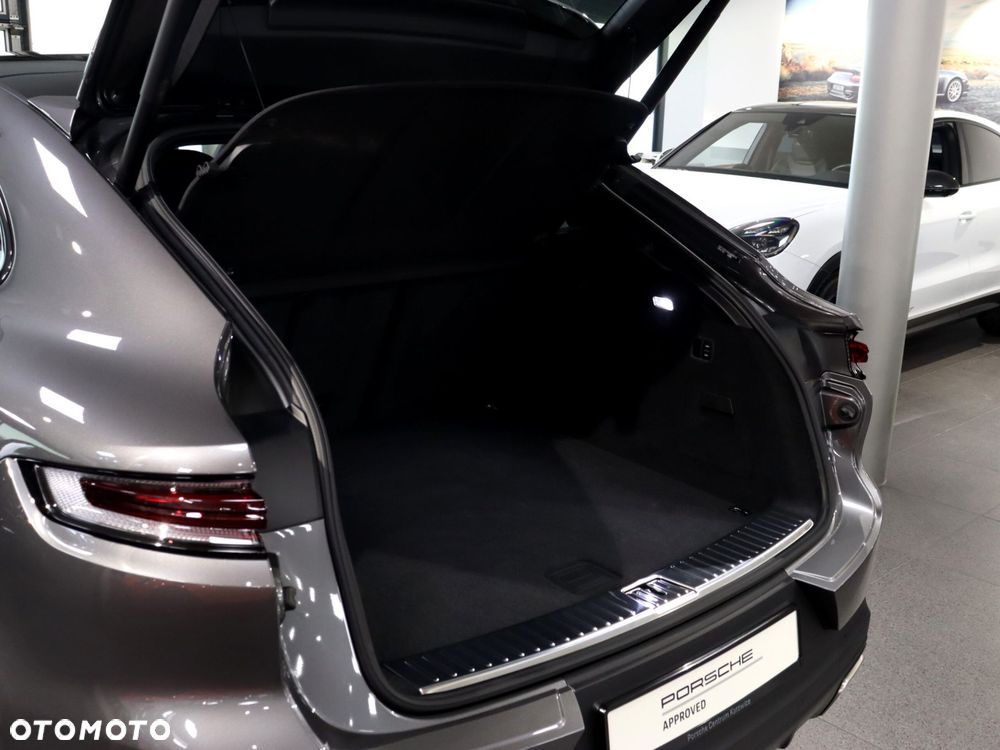 Porsche Cayenne Standard - 36
