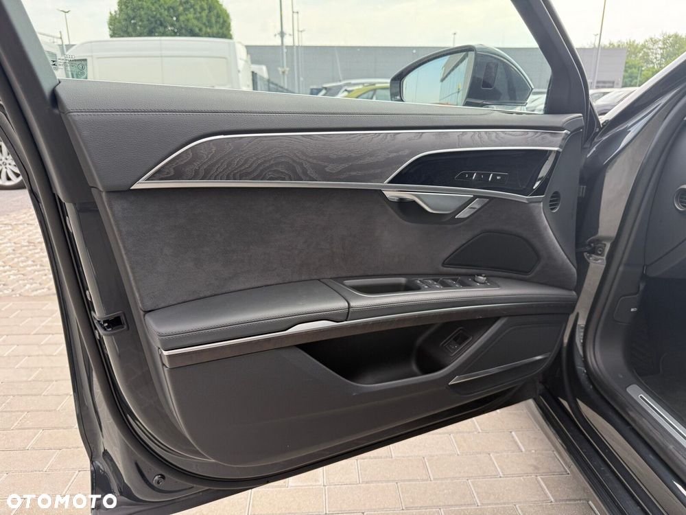 Audi A8 - 20