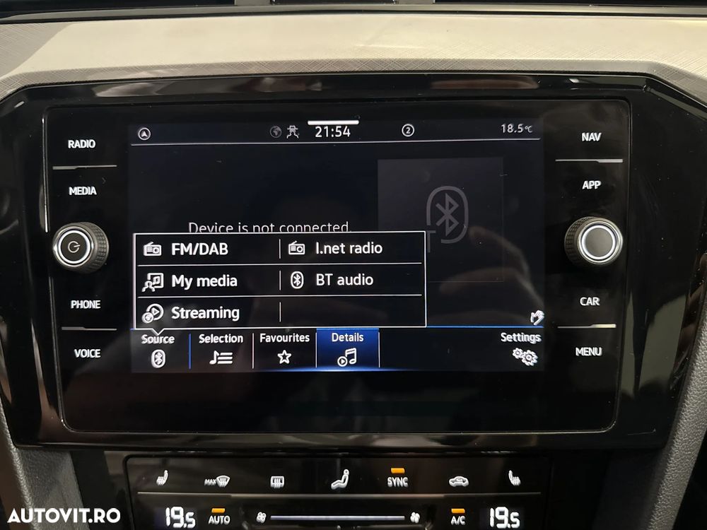 Volkswagen Passat - 21