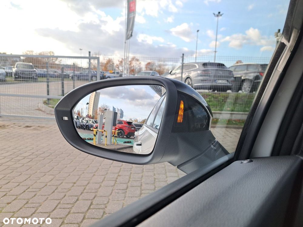 Volkswagen Golf 2.0 TSI 4Motion R DSG - 28