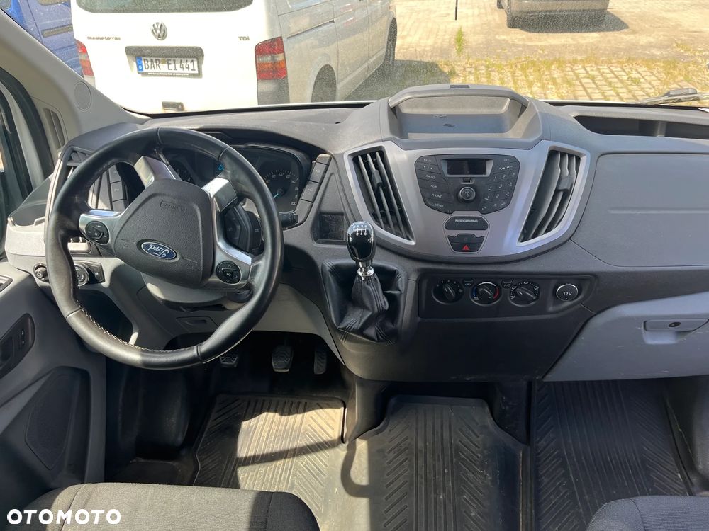 Ford Transit - 22