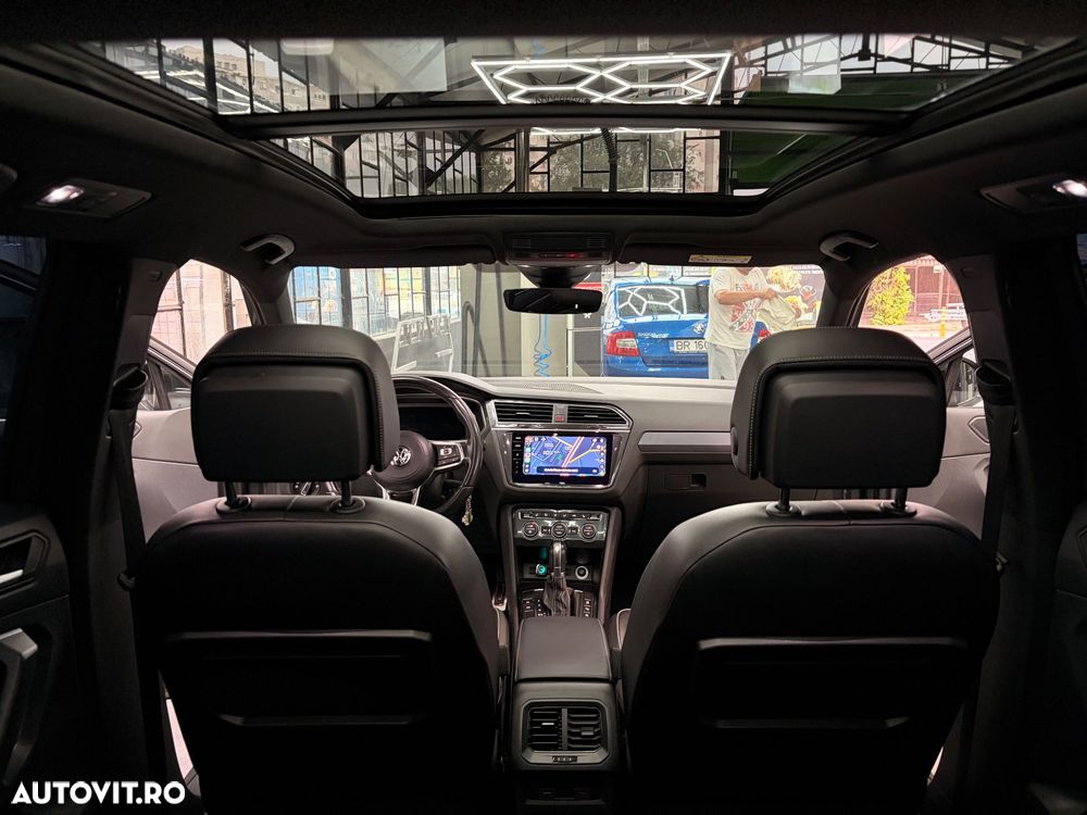 Volkswagen Tiguan - 17