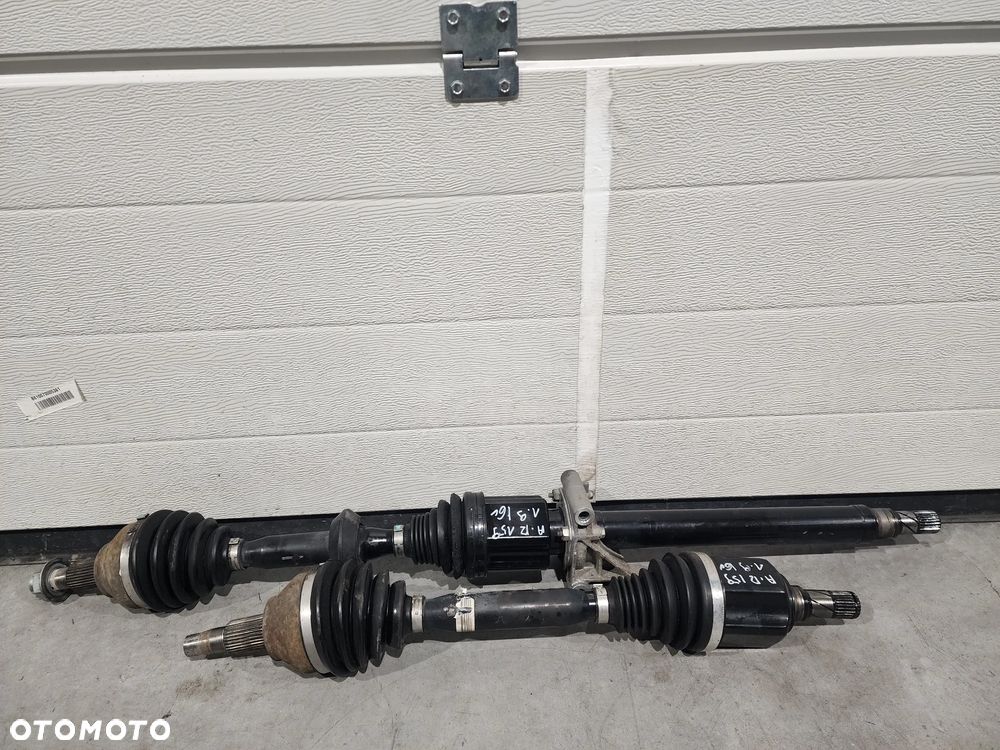 Alfa Romeo 159 1,9 16V półoś kompletna stan BDB - 1