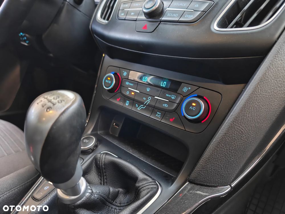 Ford Focus 1.5 EcoBoost STart-Stopp-System ST-LINE - 13
