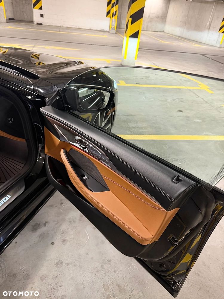 BMW Seria 8 - 24
