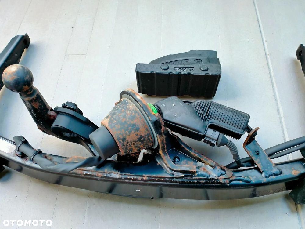 Audi A4 B9 Lift / KOMBI / Hak Holowniczy Moduł 8W1907383A / ORYGINAŁ - 10