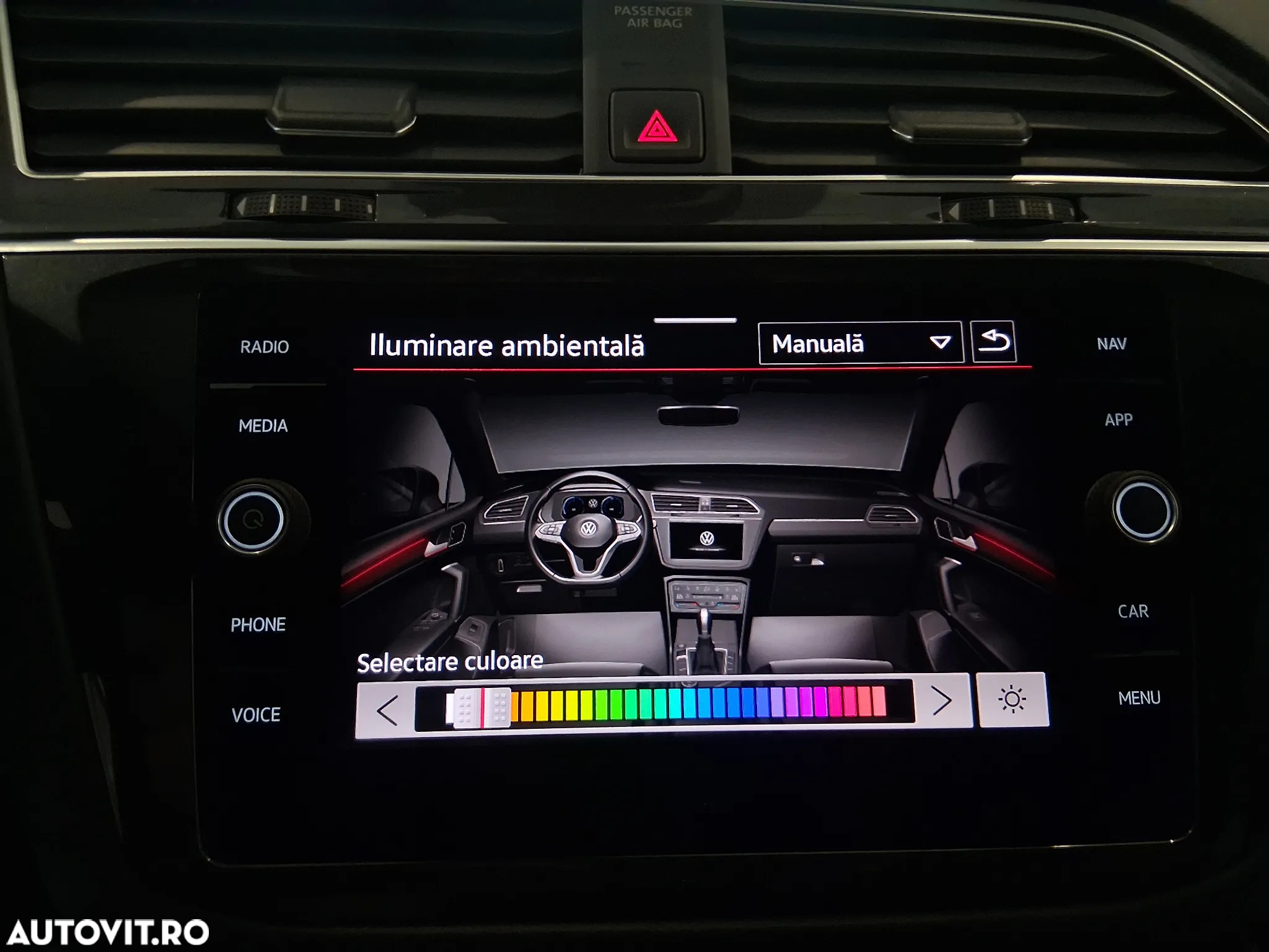 Volkswagen Tiguan 2.0 TDI SCR DSG 4Motion R-Line - 29