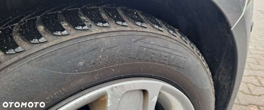 Ford Grand C-MAX - 40