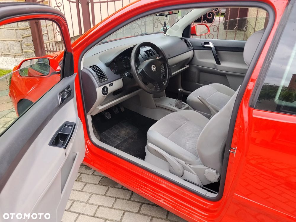 Volkswagen Polo - 31