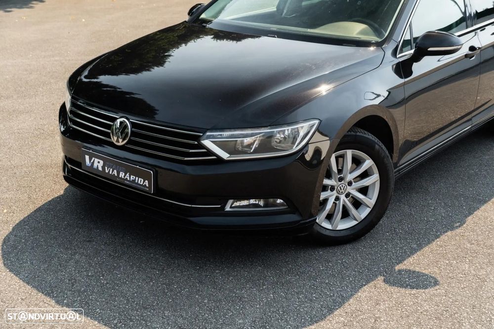 VW Passat Variant 1.6 TDI Confortline DSG - 22