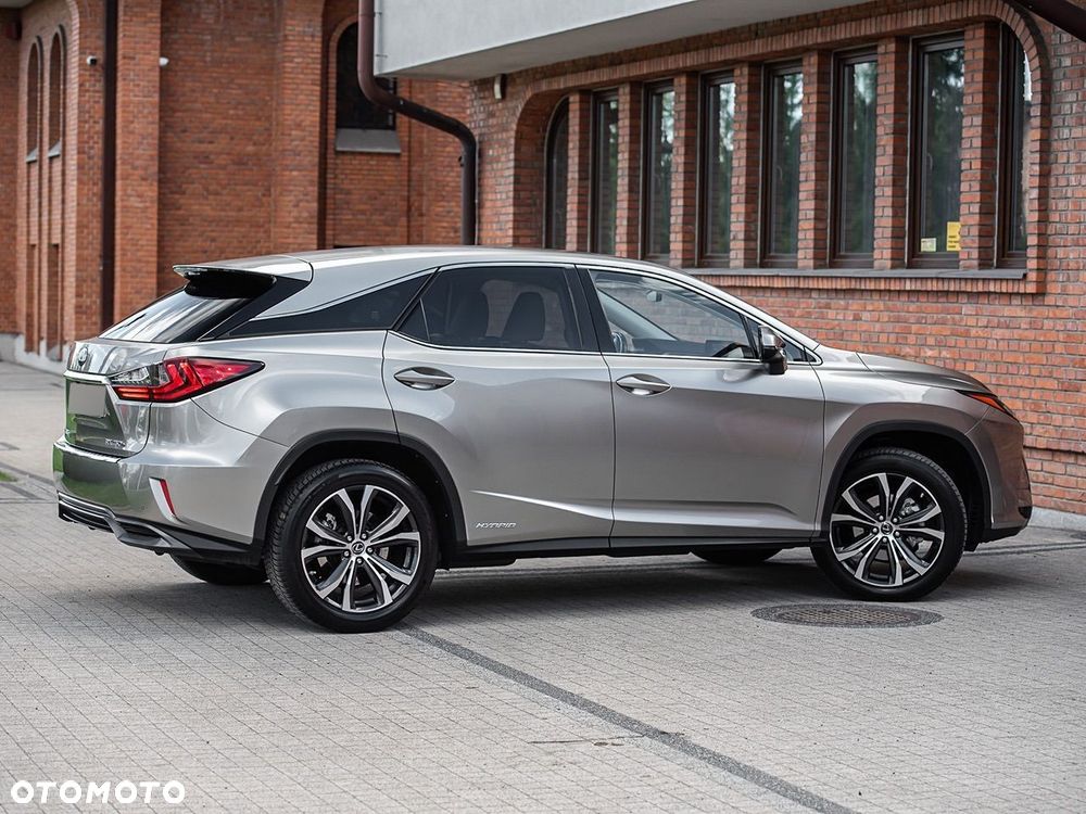 Lexus RX - 7