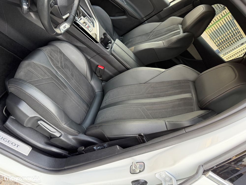 Peugeot 3008 BlueHDi 130 Stop & Start EAT8 GT Pack - 26