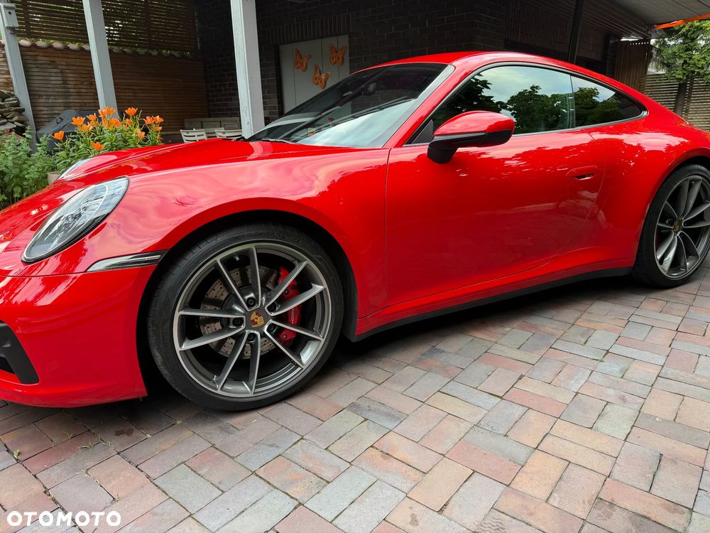 Porsche 911 Carrera S - 2